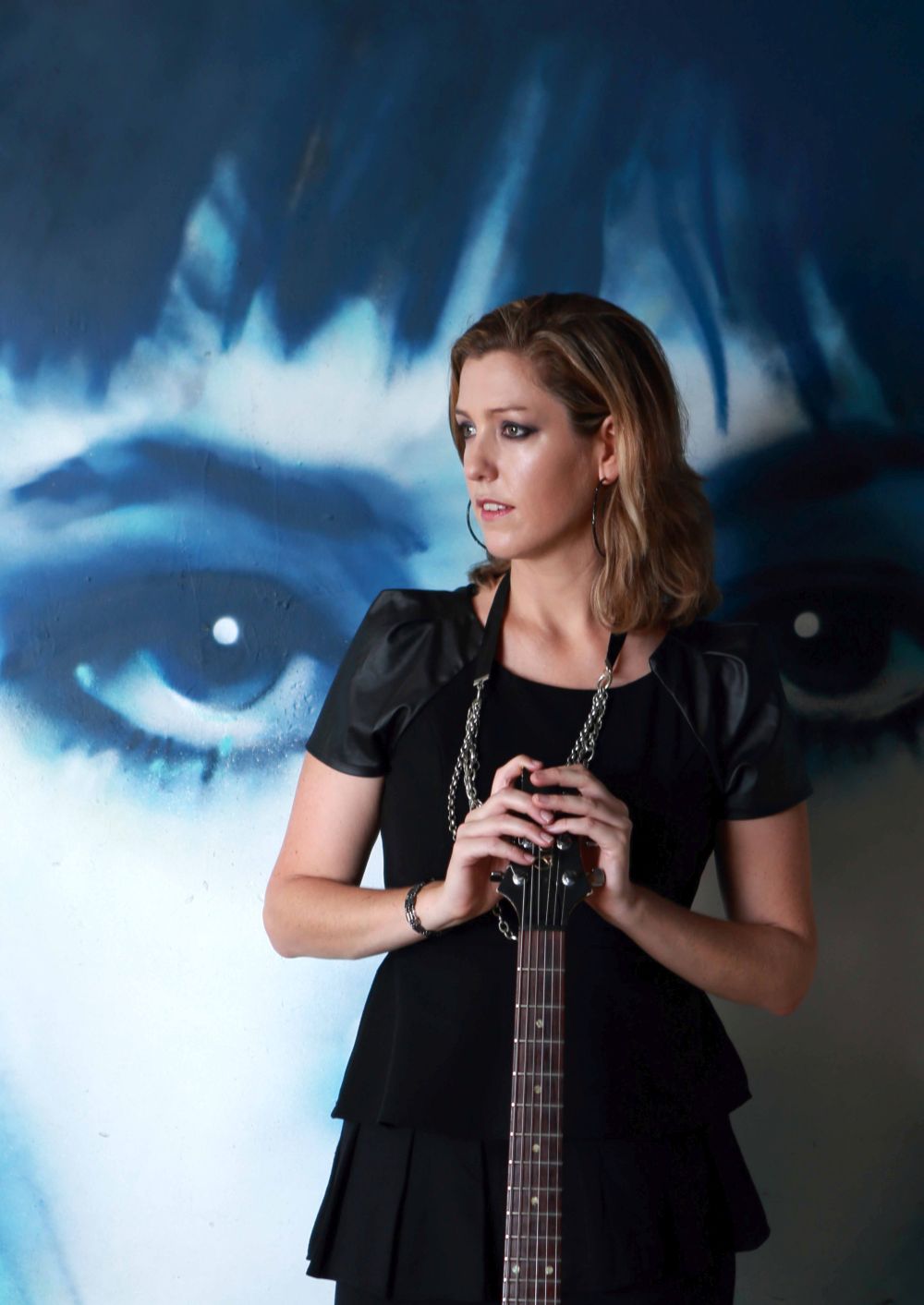 Die australische Musikerin Lecia Louise tritt am 10. April 2017 im Filou in Steinhude auf