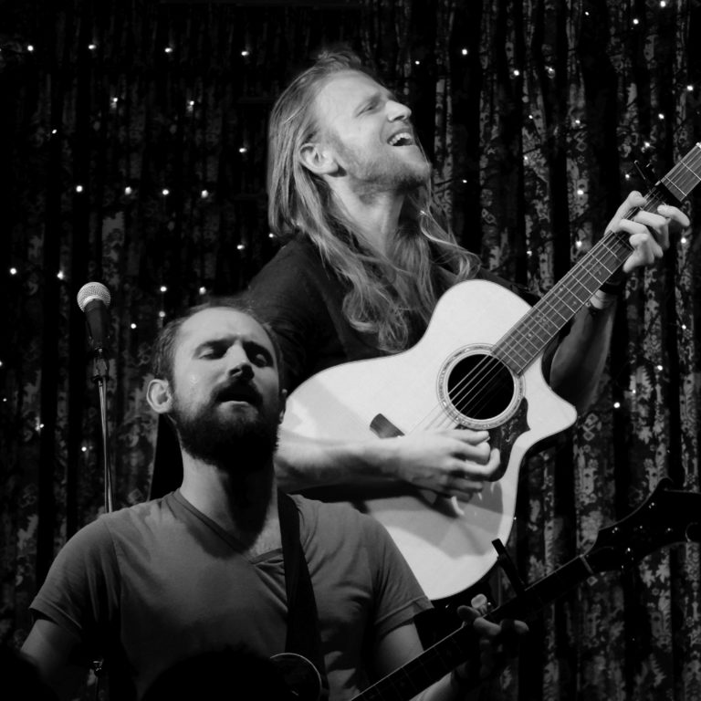 Stables - Folk-Duo live im Filou Steinhude